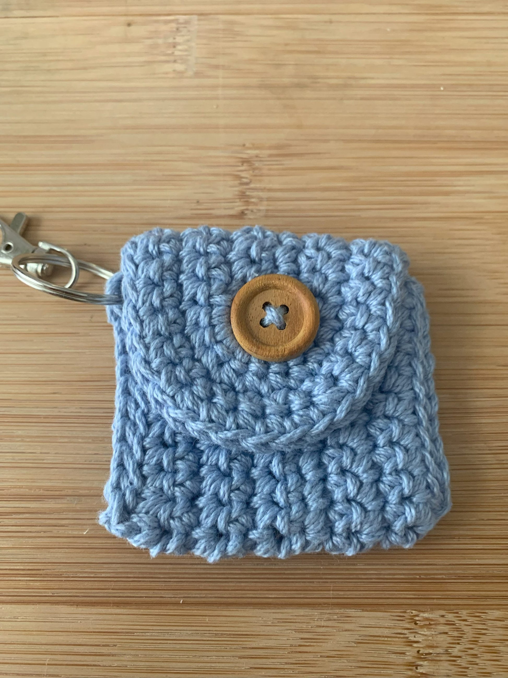 Crochet Headphone Pouch Keychain: Cotton Earbud Holder