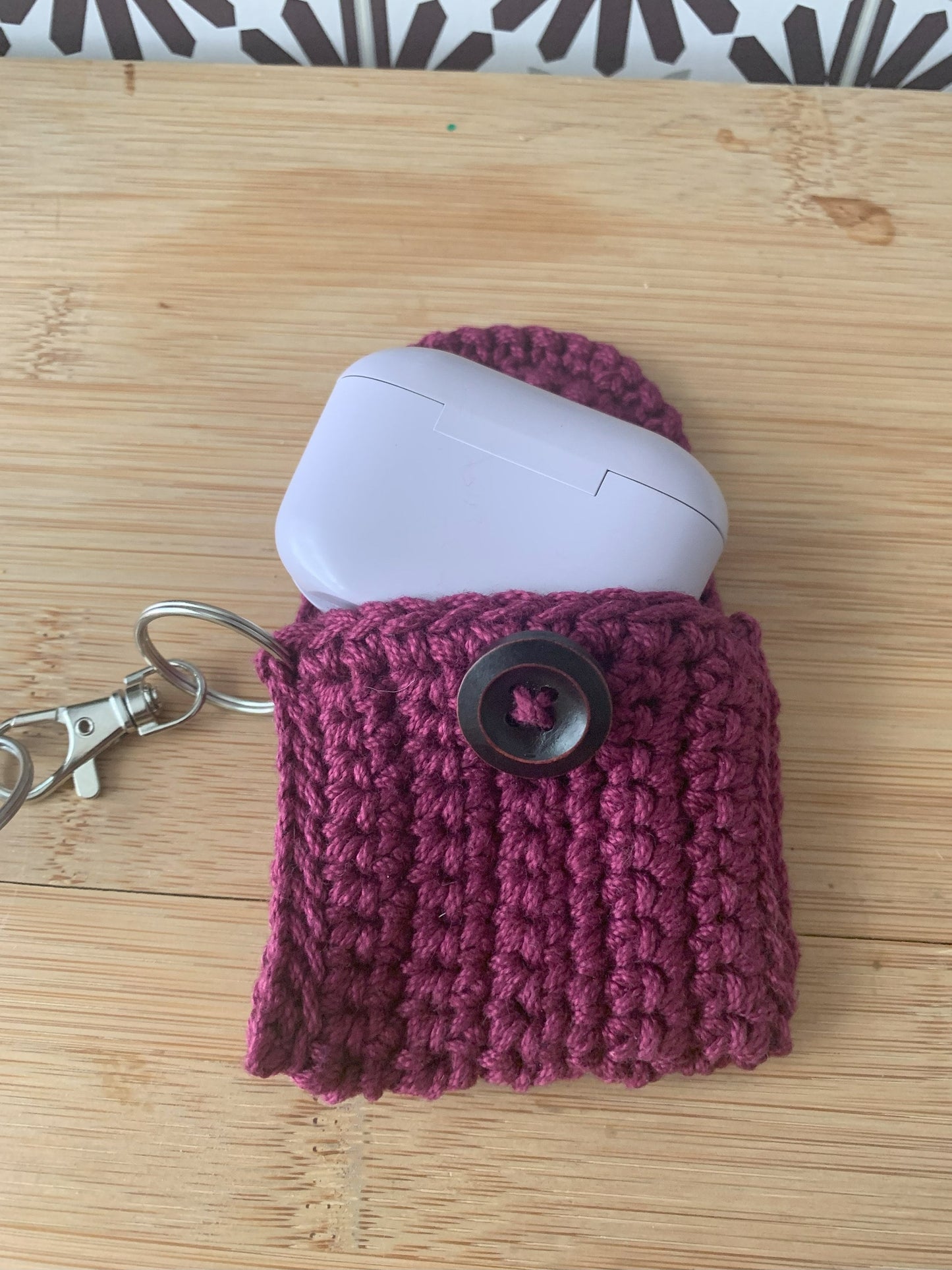 Crochet Headphone Pouch Keychain: Cotton Earbud Holder