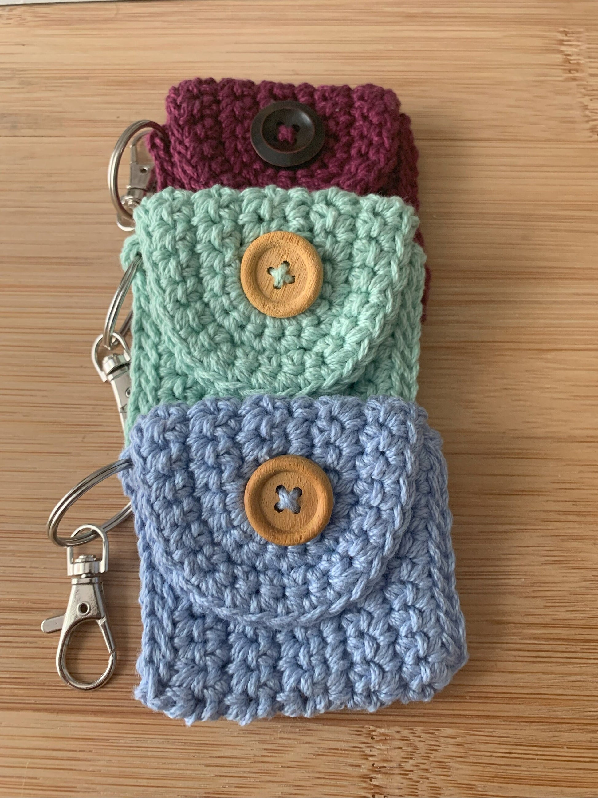 Crochet Headphone Pouch Keychain: Cotton Earbud Holder