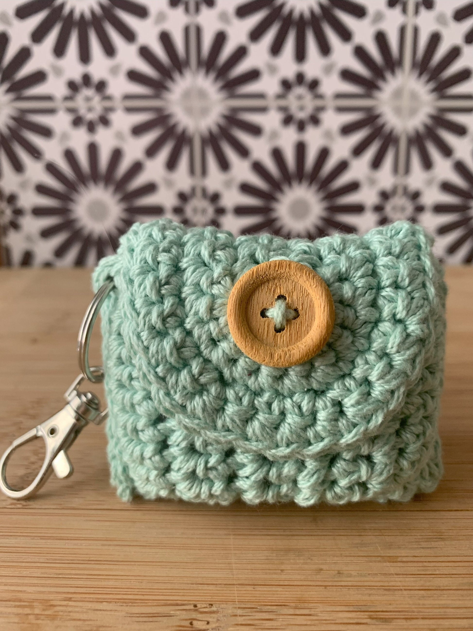 Crochet Headphone Pouch Keychain: Cotton Earbud Holder