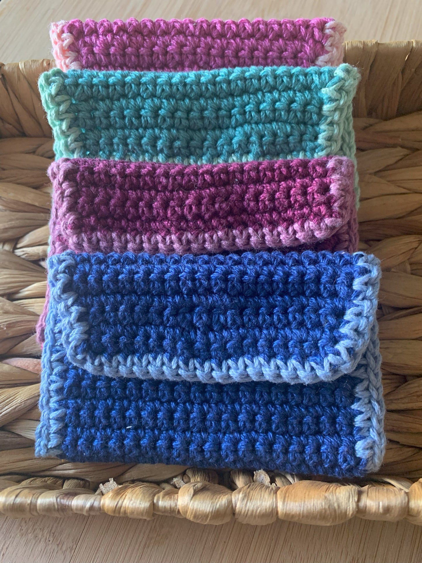 Handmade Crochet Wallet: Cotton Card Holder with Magnetic Snap