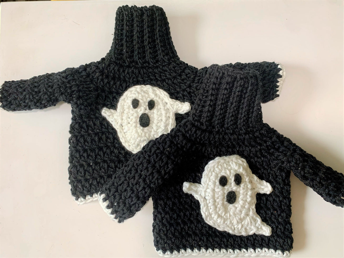 Crochet Ghost Wine Bottle Sweater: Glow in the Dark Halloween Cozy