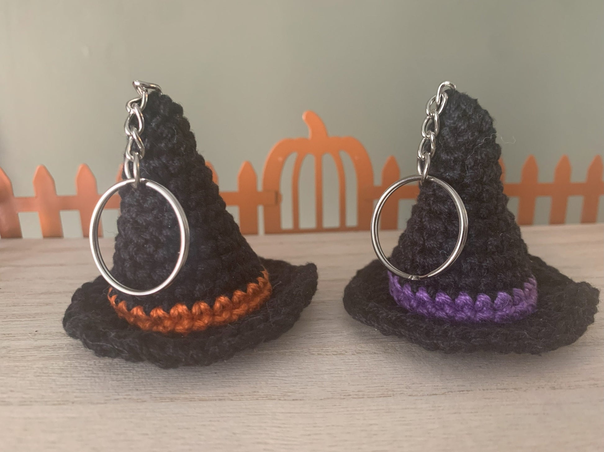Crochet Witch Hat Keychain - Halloween Witch Hat Keychain - Crochet Witch Hat Amigurumi Key Chain