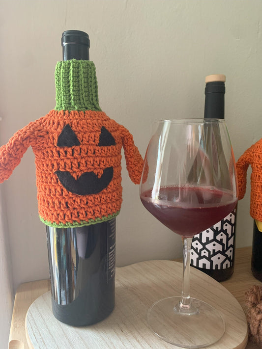 Crochet Jack-o'-Lantern Wine Bottle Cozy: Halloween Decor