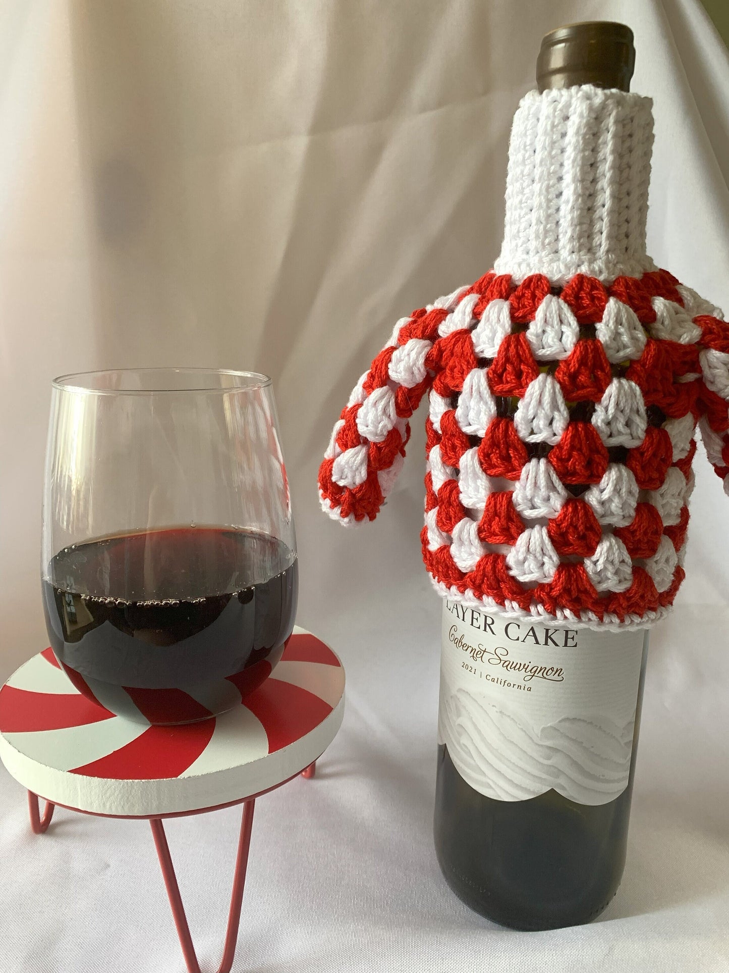 Crochet Wine Bottle Sweater - Ugly Sweater Wine Bottle Cozy - Wine Bottle Cover - Christmas Wine Bottle Décor