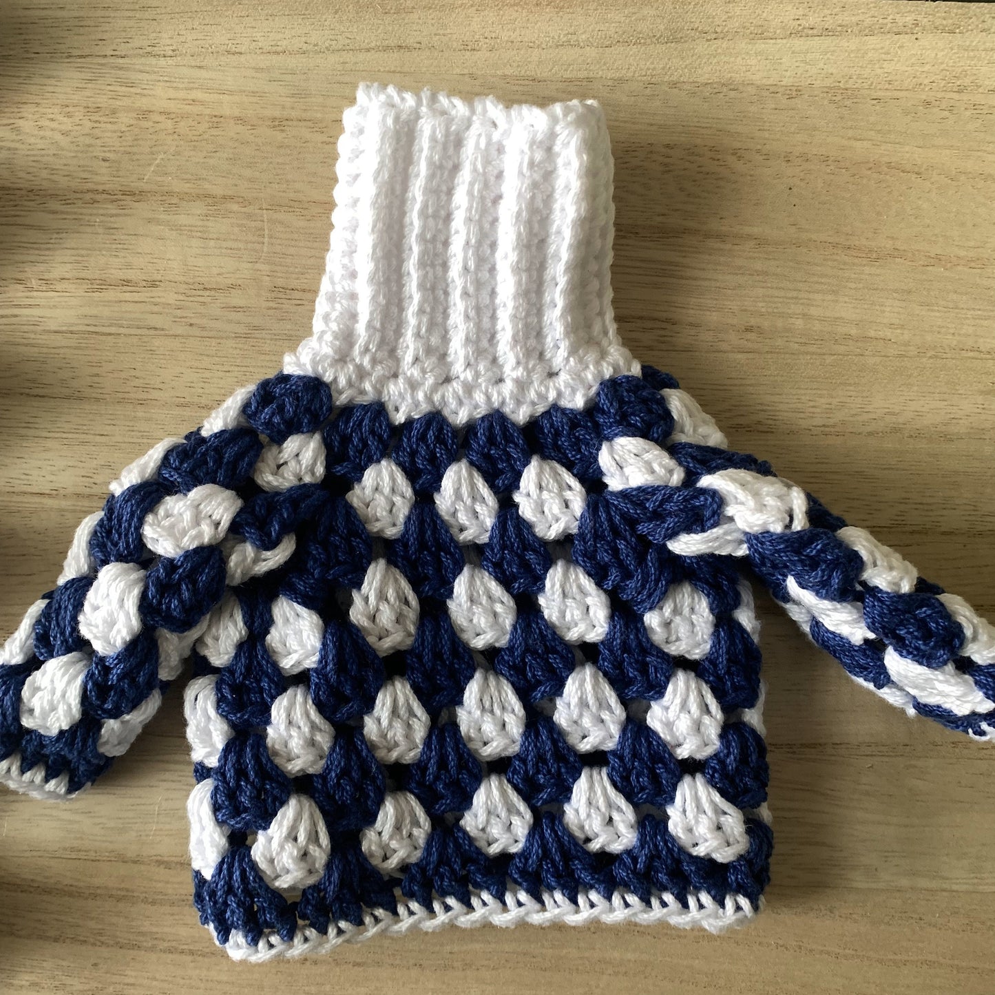 Crochet Wine Bottle Sweater - Ugly Sweater Wine Bottle Cozy - Wine Bottle Cover - Christmas Wine Bottle Décor