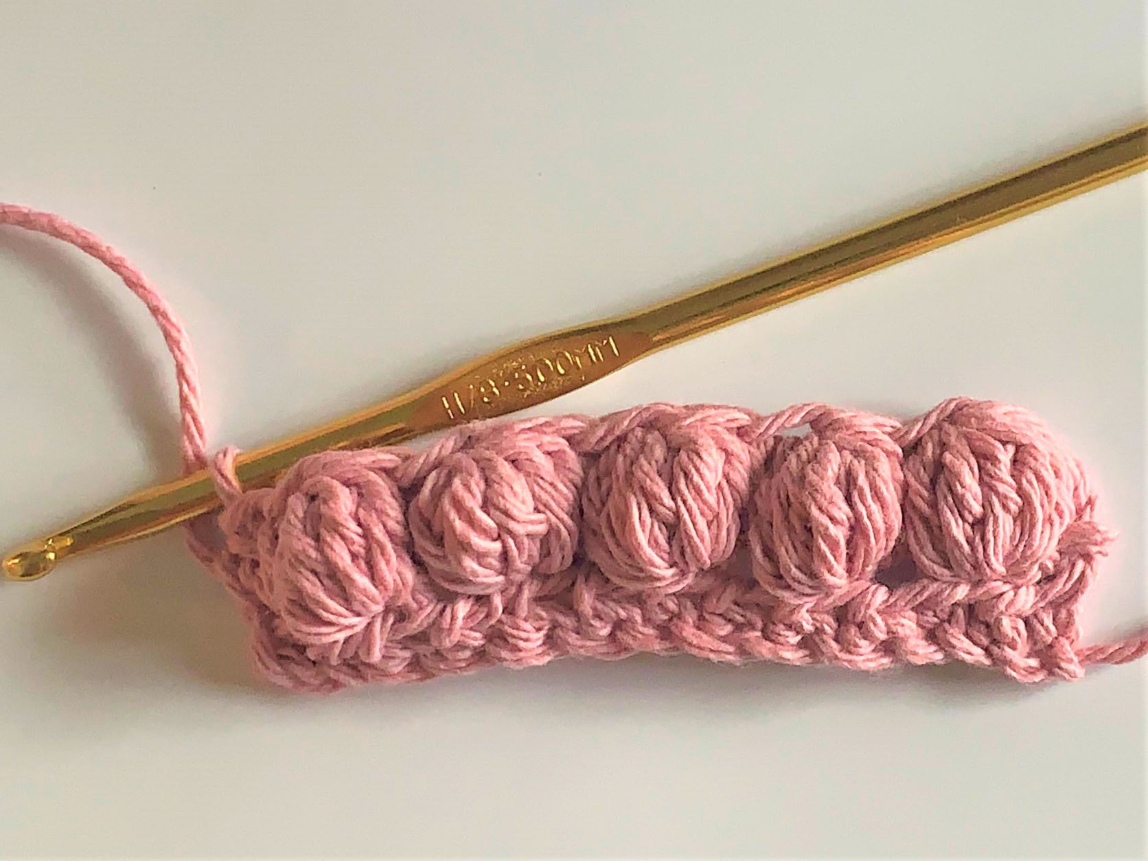 Bobble stitch tutorial - The Very Hungry Crafter